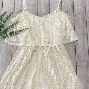 🌸 Clearance! 🌸 Rue 21 Cream Lace Spaghetti Strap Mini Dress Size Medium